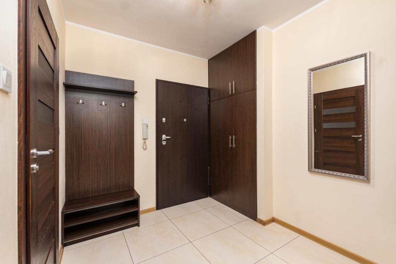 Al Krakowska 291A By Homeprime Варшава Екстер'єр фото